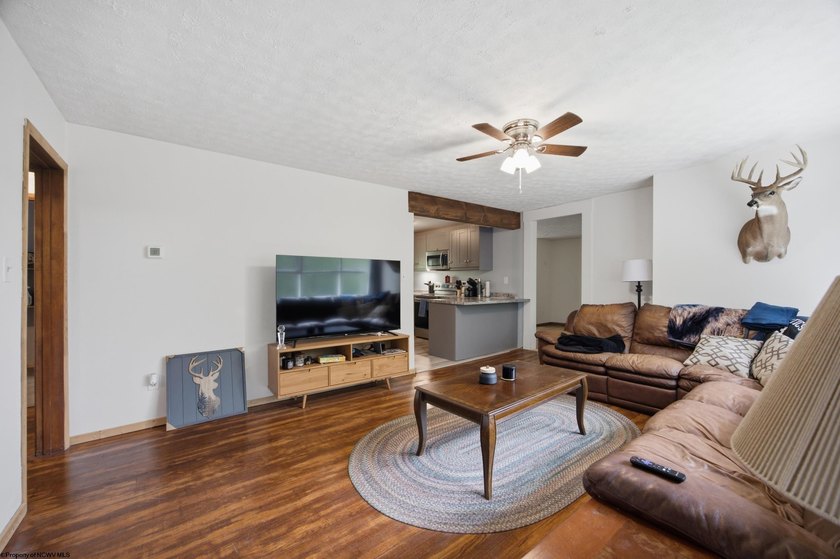 This charming 3-bedroom, 1-bath home is ideally located just - photo 4