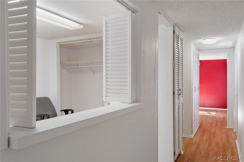 Calling all folks that are looking for country living, but want - photo 19