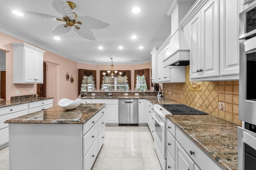 Introducing a rare opportunity to own a meticulously maintained - photo 23