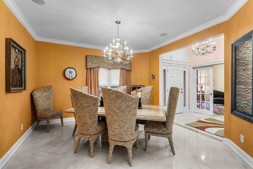 Introducing a rare opportunity to own a meticulously maintained - photo 25
