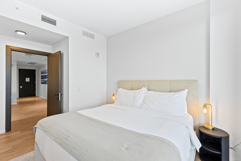 Experience modern luxury living in the heart of Miami! This - photo 25