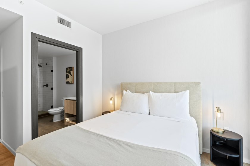 Experience modern luxury living in the heart of Miami! This - photo 31