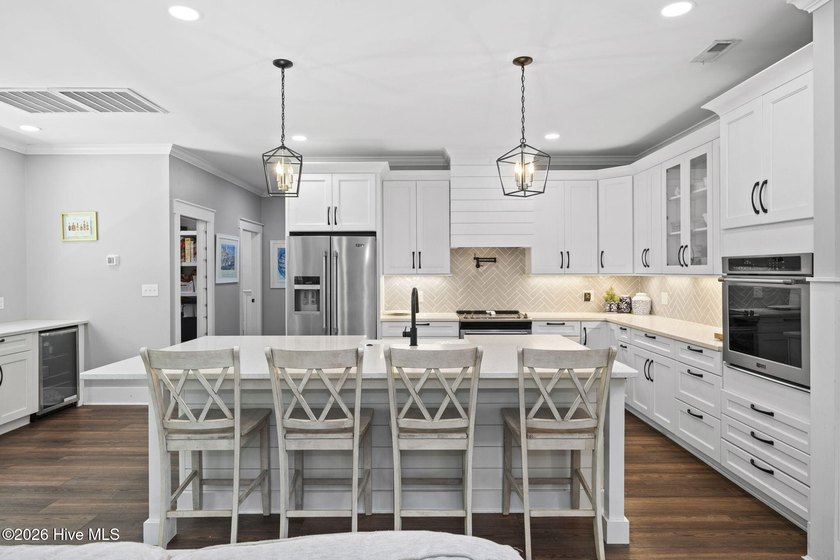 Located in the prominent Country Club East community, this - photo 37