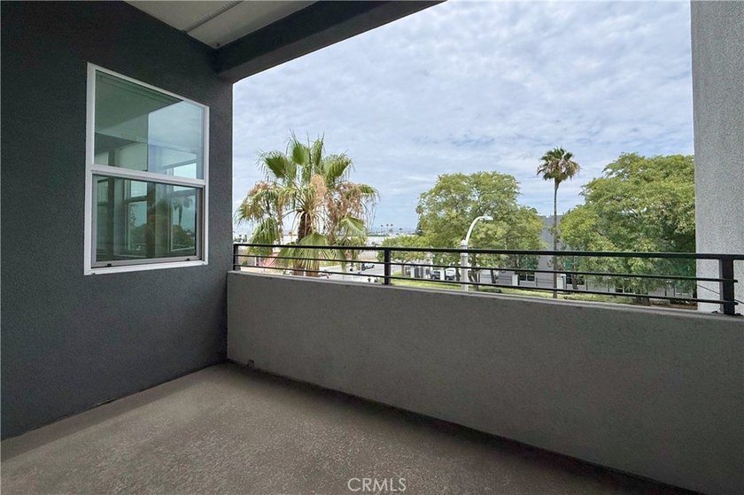 Welcome to 1130 S. Urbana Street, an exceptional single-story - photo 37