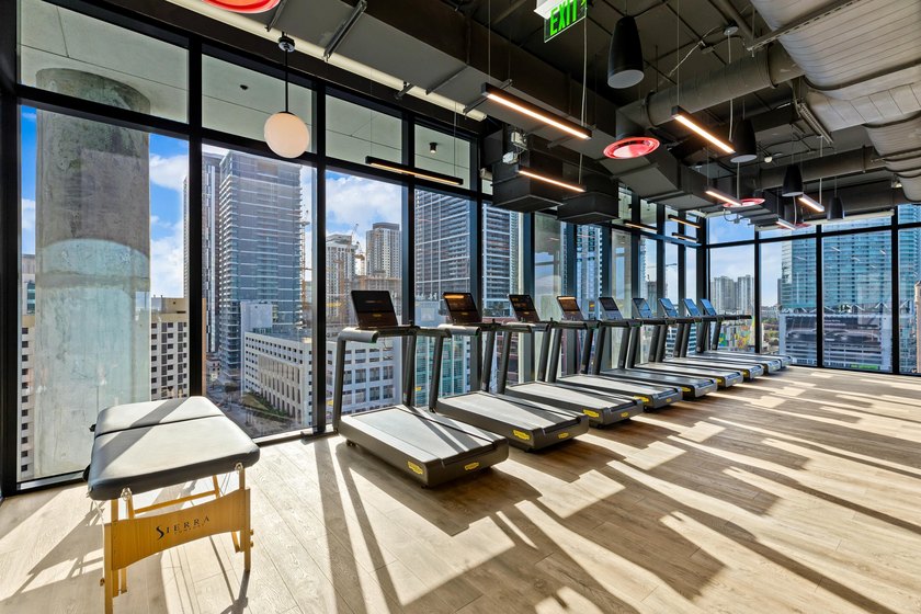 Experience modern luxury living in the heart of Miami! This - photo 54