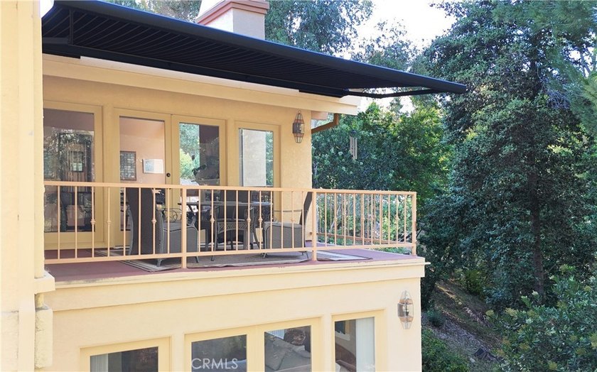 Located on one of the most prestigious streets in the Miraleste - photo 3