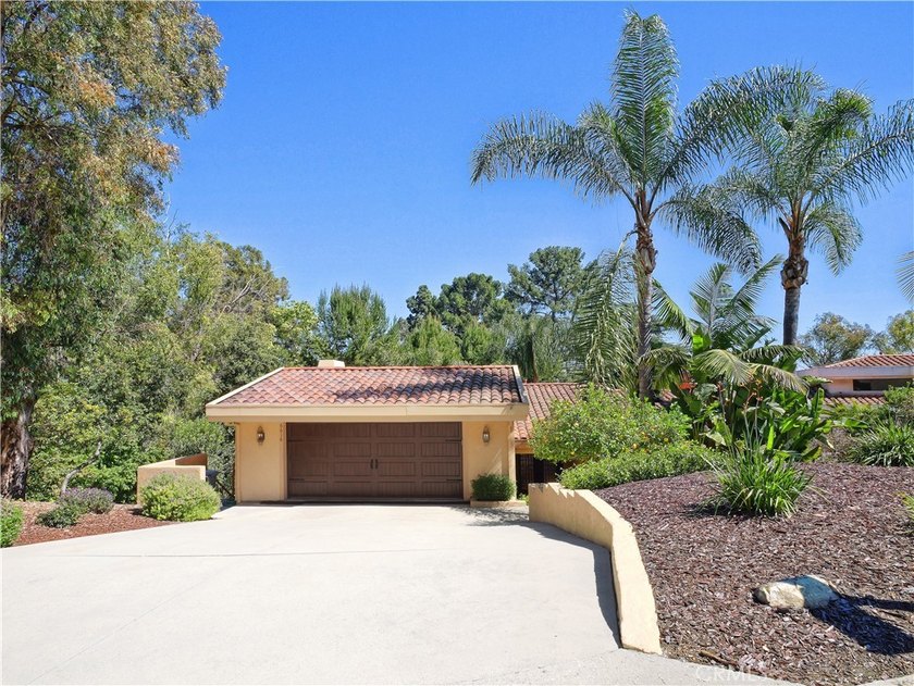 Located on one of the most prestigious streets in the Miraleste - photo 8