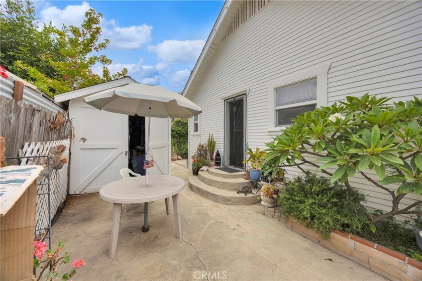Beautifully Updated Belmont Heights Duplex Located in the highly - photo 11