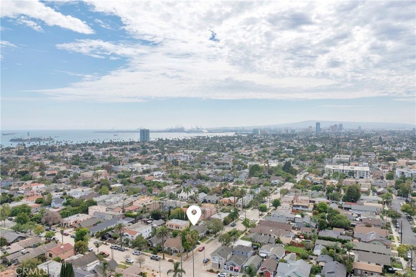 Beautifully Updated Belmont Heights Duplex Located in the highly - photo 17