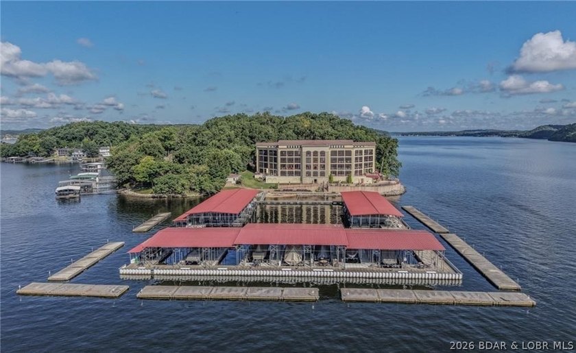 Lakefront Penthouse offers a rare 18 x 48 boat slip, partially - photo 39