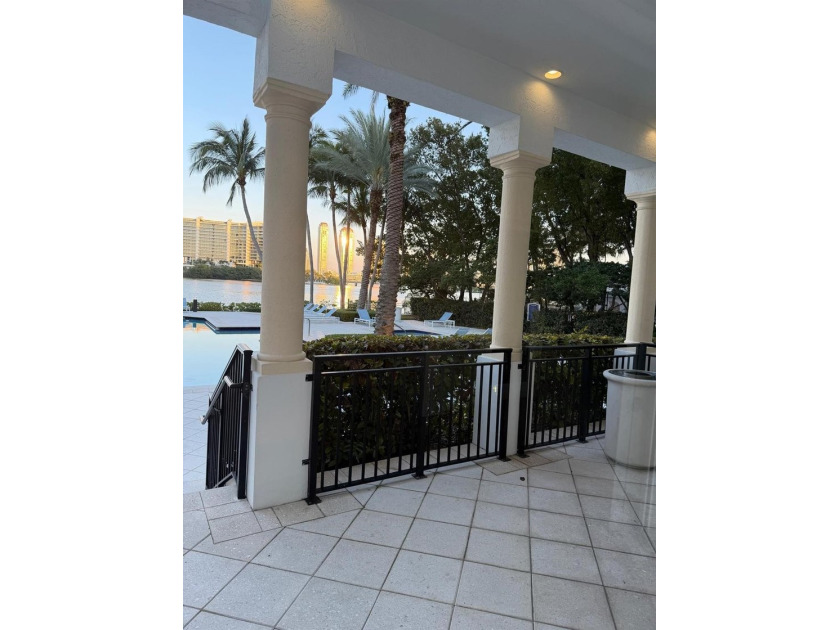 Amazing waterfront resort-style living in the heart of Aventura! - photo 27