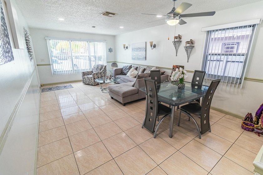 Charming Home with Attached Studio in Vibrant West Palm Beach - photo 8