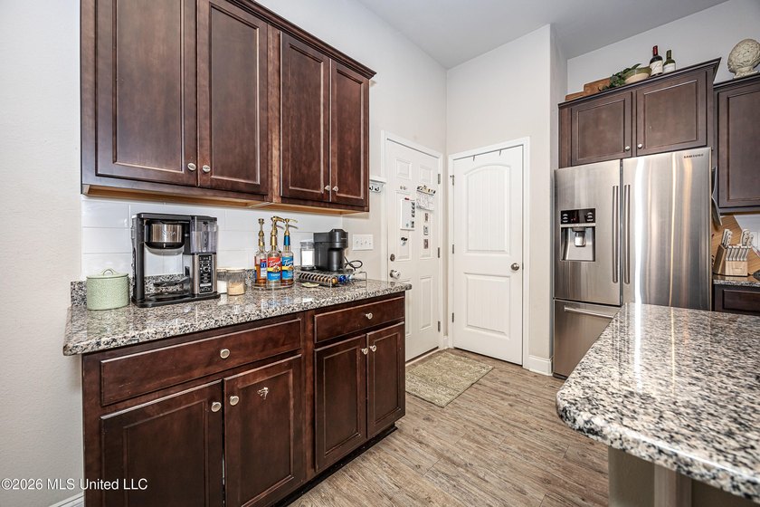 Newly reduced price as of 5/18!! Welcome home to this beautiful - photo 22