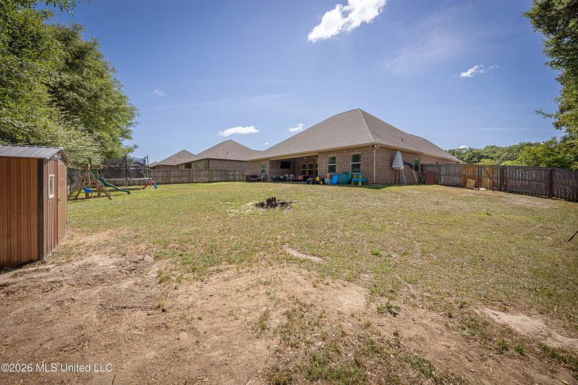 Newly reduced price as of 5/18!! Welcome home to this beautiful - photo 50
