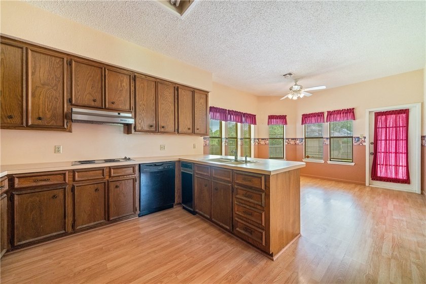 Discover the opportunity to make this home your own in the - photo 11