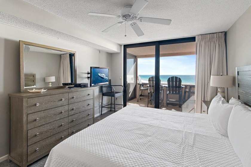 Jetty East is a Gulf front Gated 6-story midrise with under - photo 11