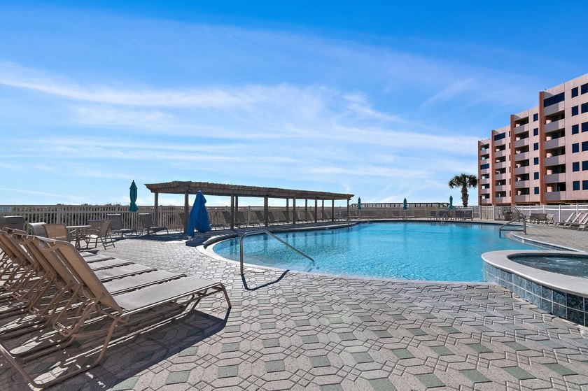 Jetty East is a Gulf front Gated 6-story midrise with under - photo 23