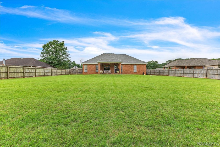***Improved price!***Welcome to this beautifully maintained - photo 38