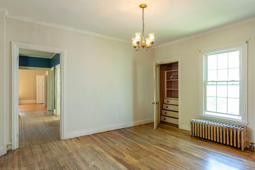 Spacious family intown home featuring an attached two-story barn - photo 10