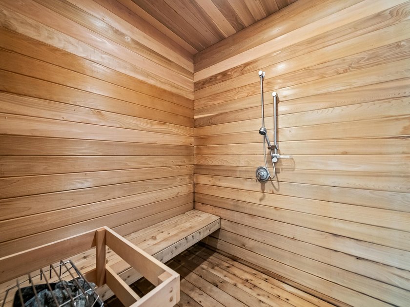 Stunning contemporary waterfront estate on the Karen Canal in - photo 25