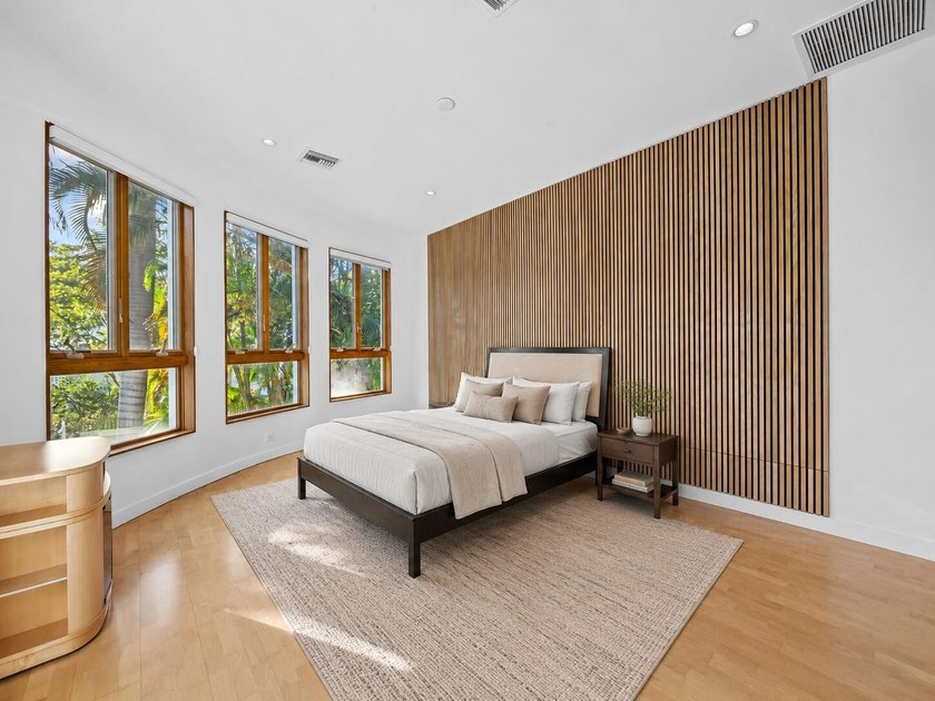 Stunning contemporary waterfront estate on the Karen Canal in - photo 41