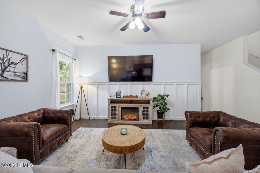 Welcome home to this charming Liberty Point property situated on - photo 20