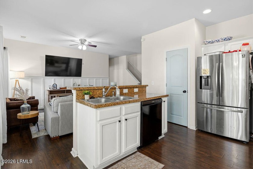 Welcome home to this charming Liberty Point property situated on - photo 25