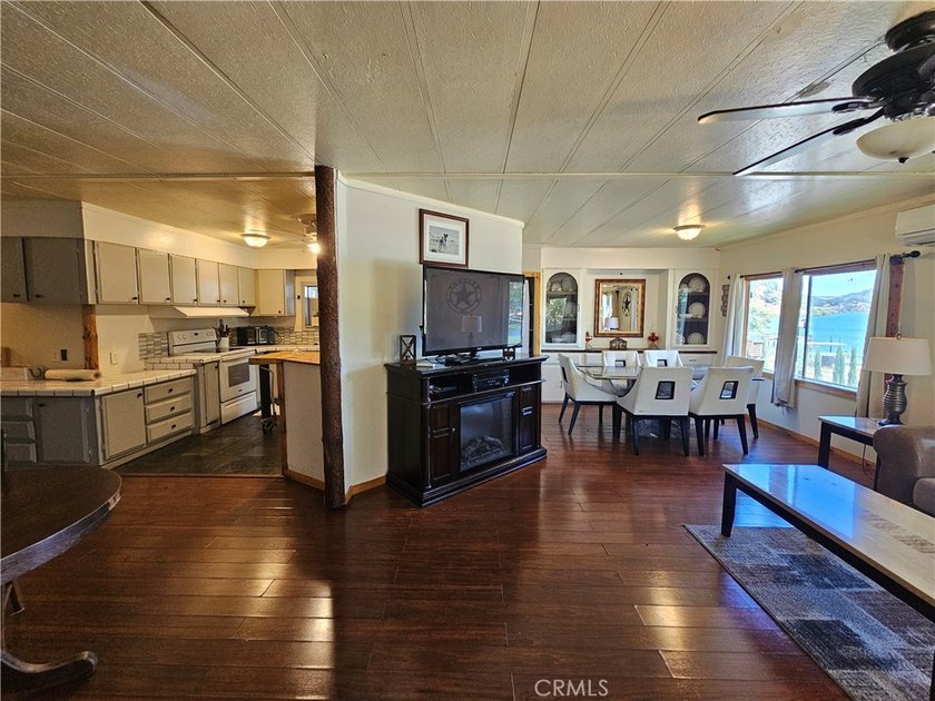 Enjoy panoramic Clear Lake views from this well-maintained - photo 12