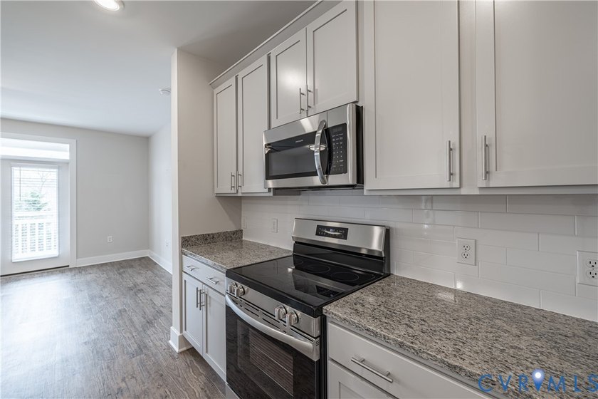 MOVE-IN READY! Fabulous opportunity to own a beautiful - photo 17