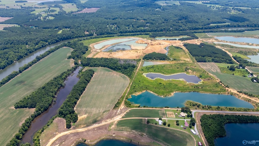 New Listing! First time offered! Beautiful farm featuring 2 - photo 2