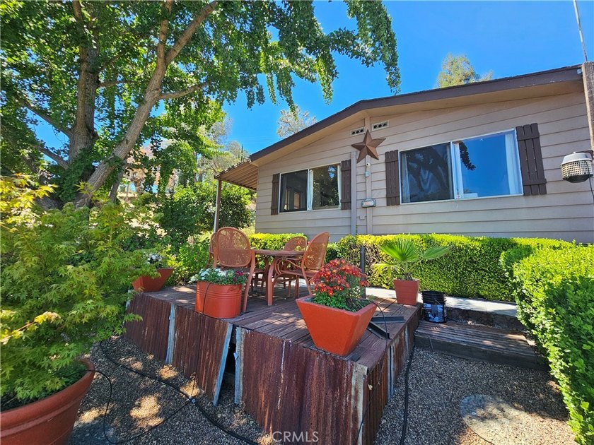 Enjoy panoramic Clear Lake views from this well-maintained - photo 32