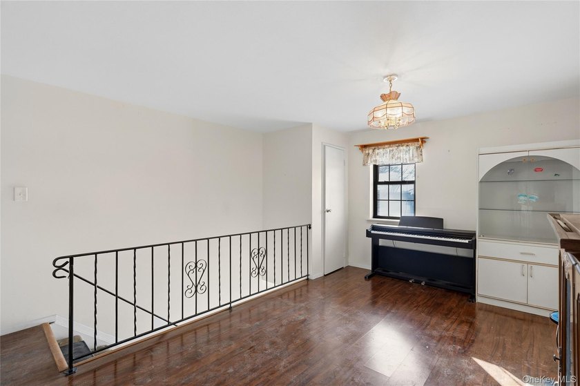 Enjoy easy, low-maintenance living in this upper level, 1 - photo 12