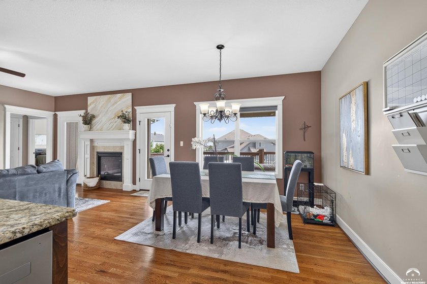 Welcome home to this stunning Kettler-built ranch in desirable - photo 10