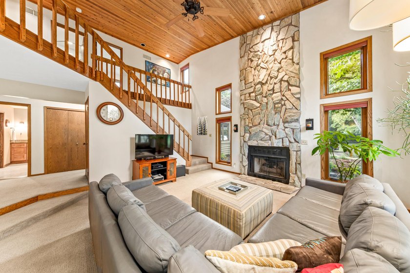 Space, serenity, and sensational design meet at W1818 Lake Rd! - photo 9