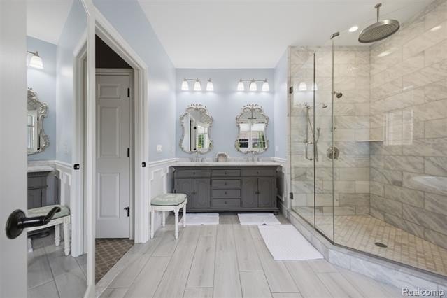 Welcome to 18199 Parkshore Drive in the prestigious Stonewater - photo 30