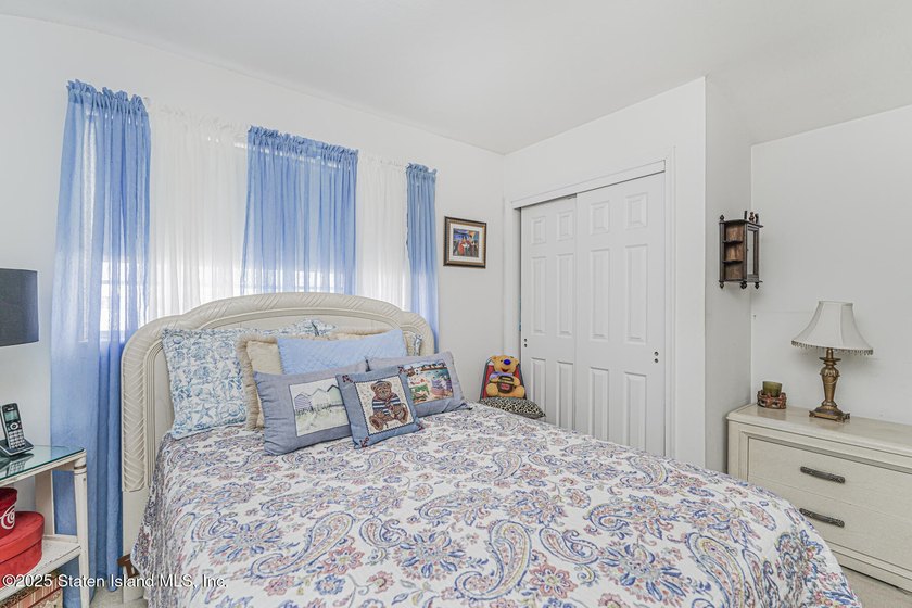 Welcome to 516 Medina Street, a beautiful attached single family - photo 14