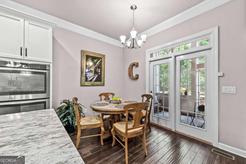 FEE SIMPLE townhome in MINT CONDITION offering one of the - photo 17