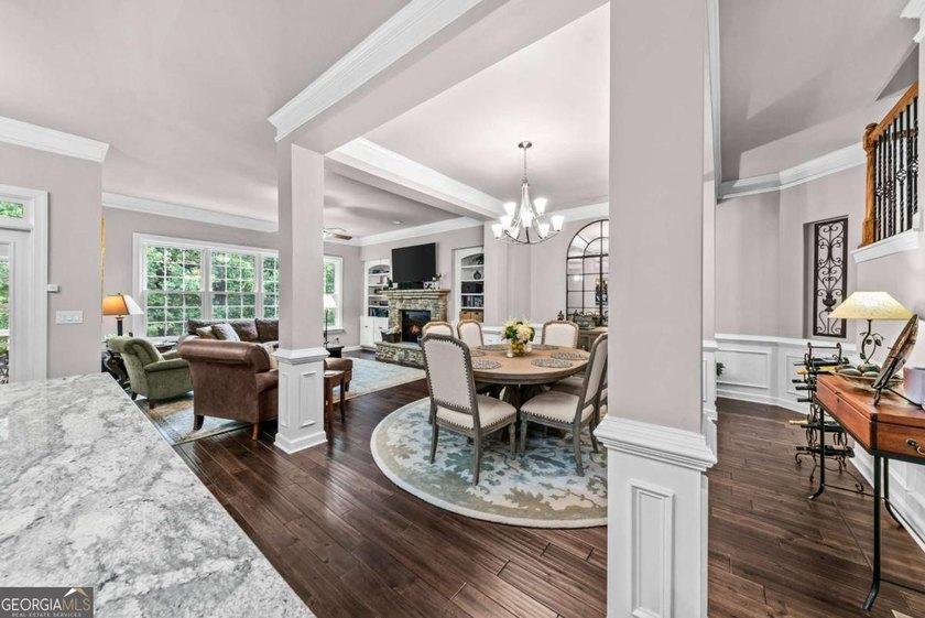 FEE SIMPLE townhome in MINT CONDITION offering one of the - photo 25