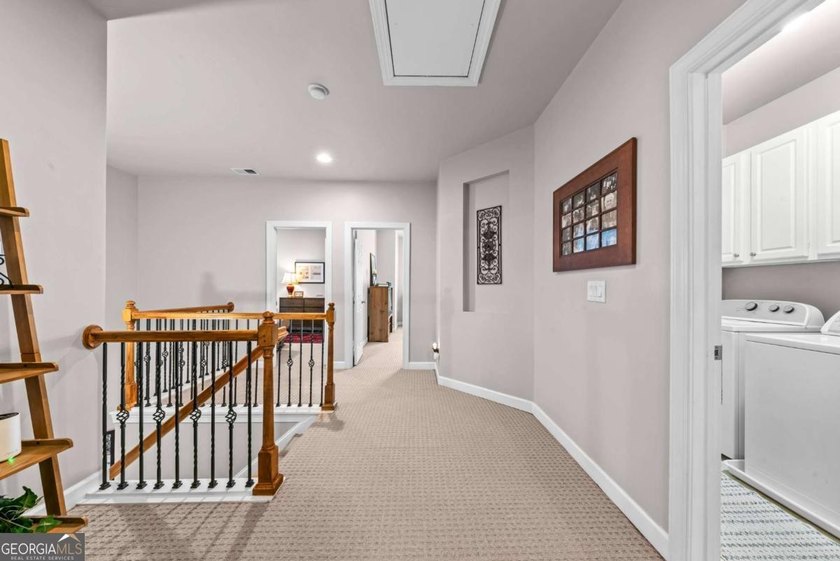FEE SIMPLE townhome in MINT CONDITION offering one of the - photo 29
