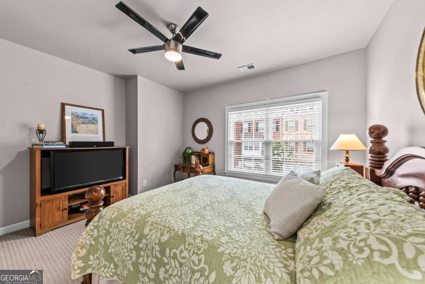 FEE SIMPLE townhome in MINT CONDITION offering one of the - photo 40