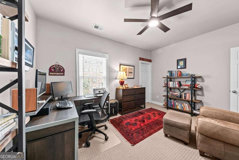 FEE SIMPLE townhome in MINT CONDITION offering one of the - photo 45