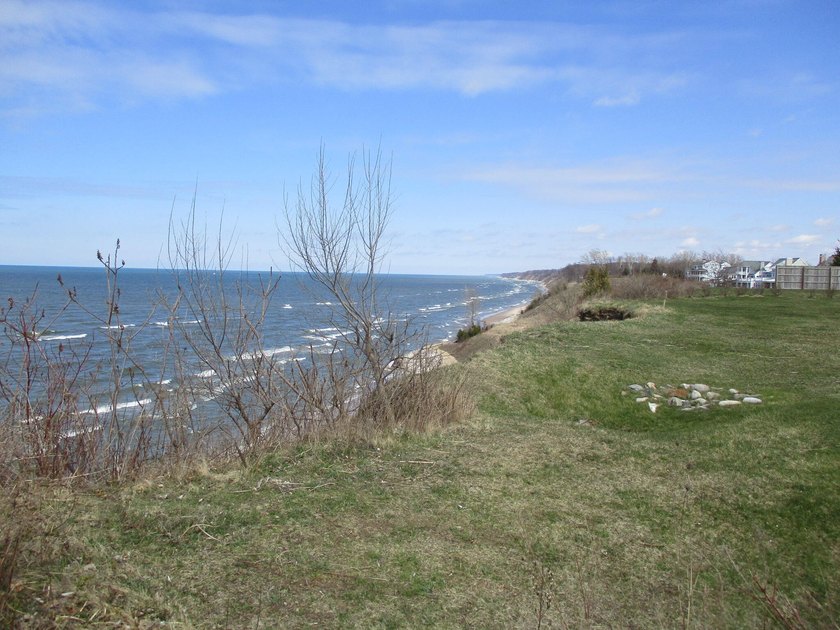 Vacant Lot 120 X 105. Consists of four 30 ft lots. Lake Michigan - photo 11