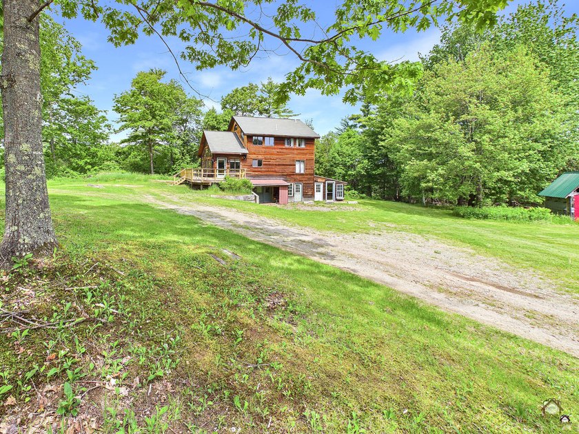 LOCATION LOCATION. Contemporary style home located in desirable - photo 5