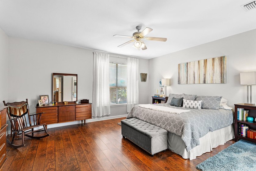 This beautiful and well-maintained 4-bedroom, 2.5-bath home is - photo 19