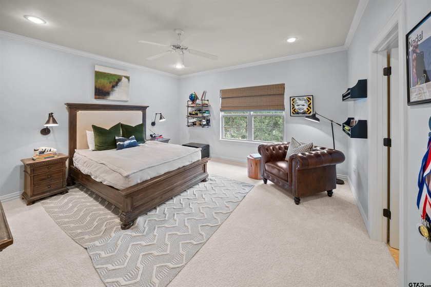 Welcome to 6987 Canal St. in the prestigious Oak Hollow - photo 22