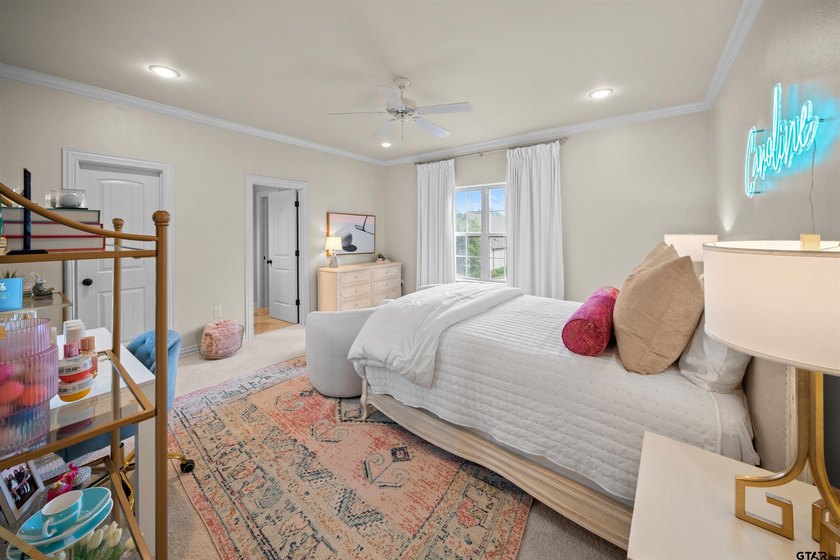 Welcome to 6987 Canal St. in the prestigious Oak Hollow - photo 31