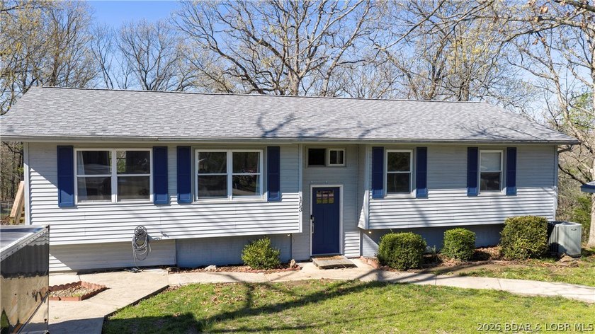 Welcome home to this spacious and beautifully updated 5-bedroom - photo 32