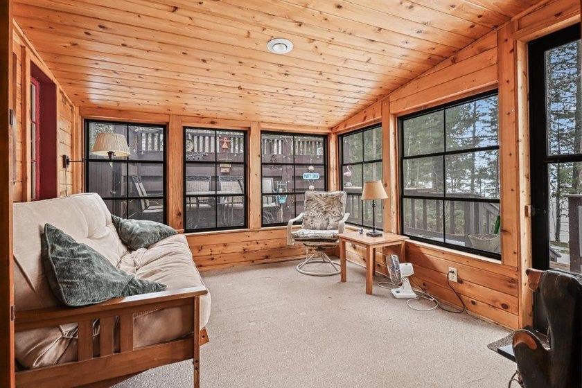 Well-maintained 3BR/1BA home on the serene, no-public-access - photo 11