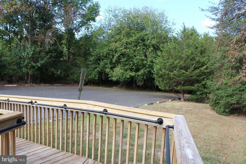 Commercial Opportunity with Flexibility and Visibility!! Located - photo 11