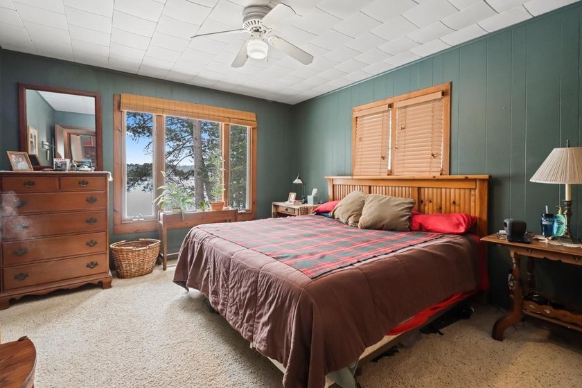 Well-maintained 3BR/1BA home on the serene, no-public-access - photo 12